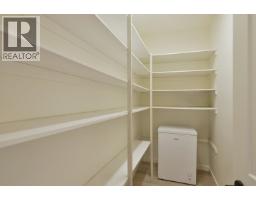 1860 Arboretum Drive, Gibsons, BC V0N1V6 Photo 12