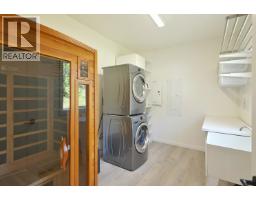 1860 Arboretum Drive, Gibsons, BC V0N1V6 Photo 26