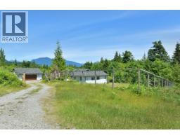 1860 Arboretum Drive, Gibsons, BC V0N1V6 Photo 33