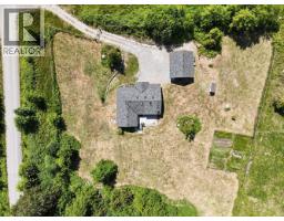 1860 Arboretum Drive, Gibsons, BC V0N1V6 Photo 37
