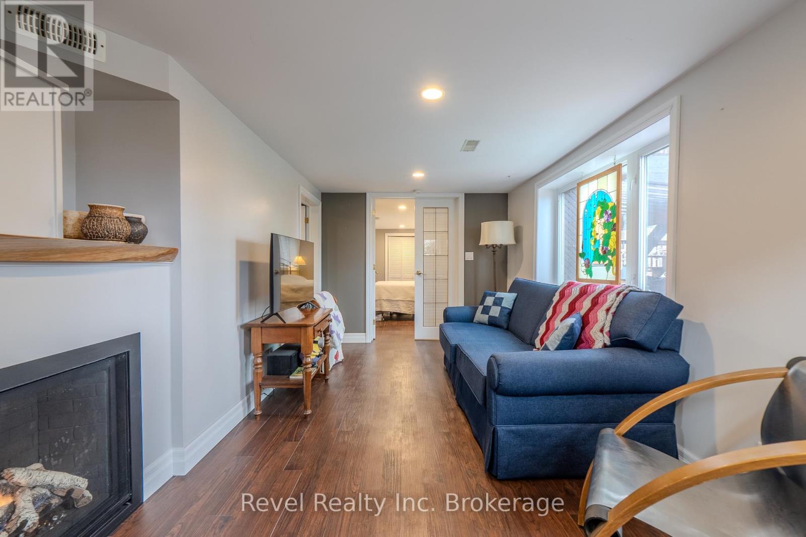 831 SKI CLUB ROAD - 17