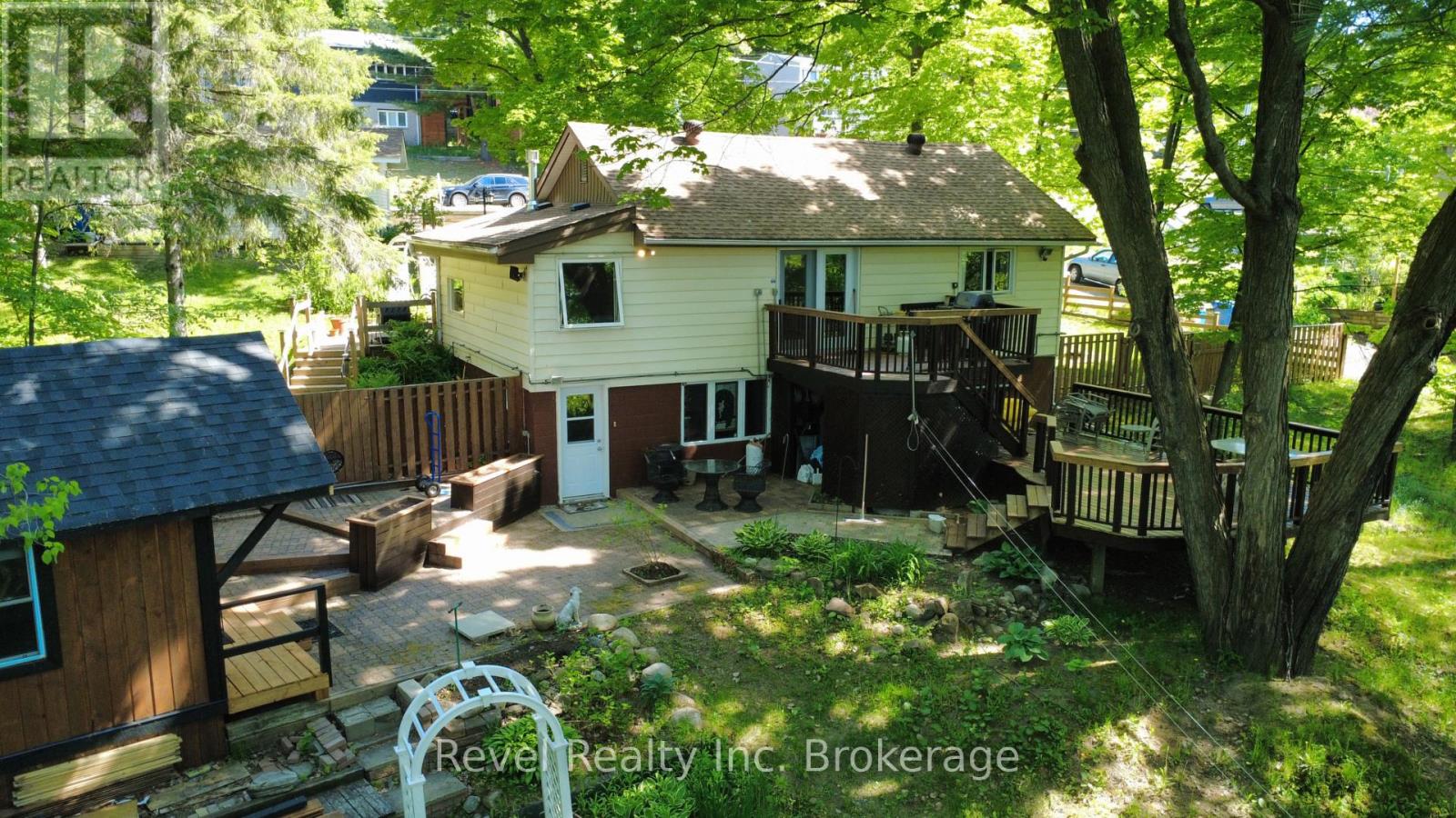 831 SKI CLUB ROAD - 35
