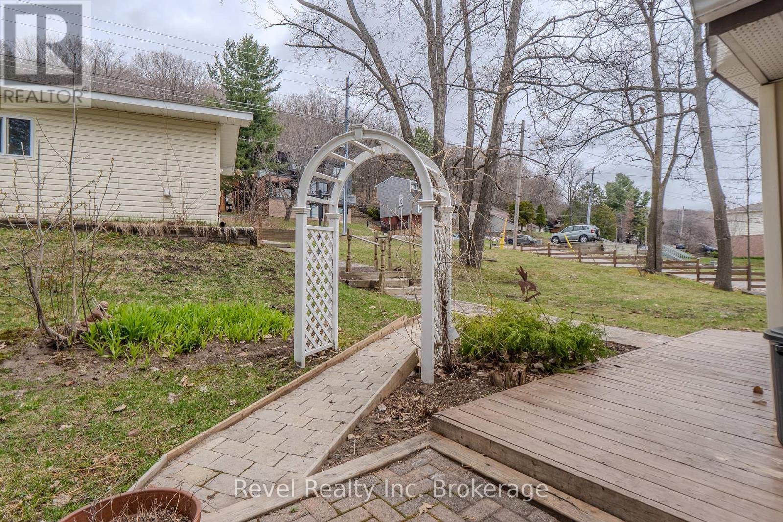 831 SKI CLUB ROAD - 30