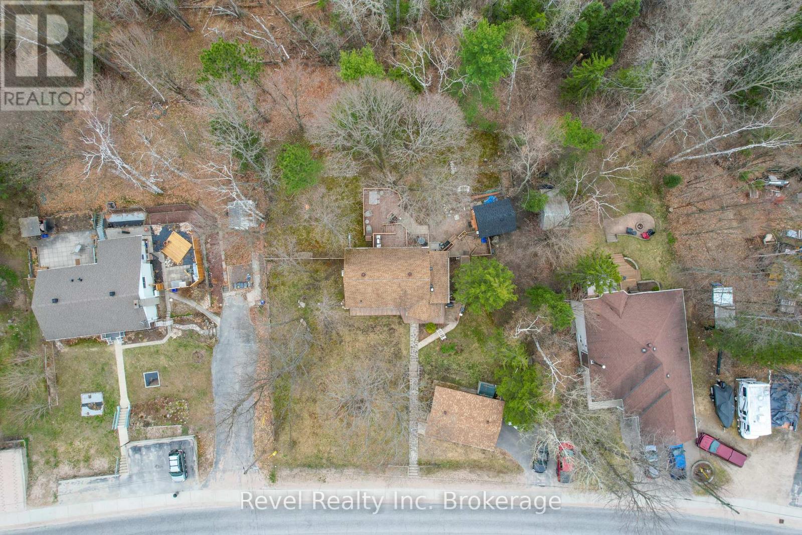 831 SKI CLUB ROAD - 40