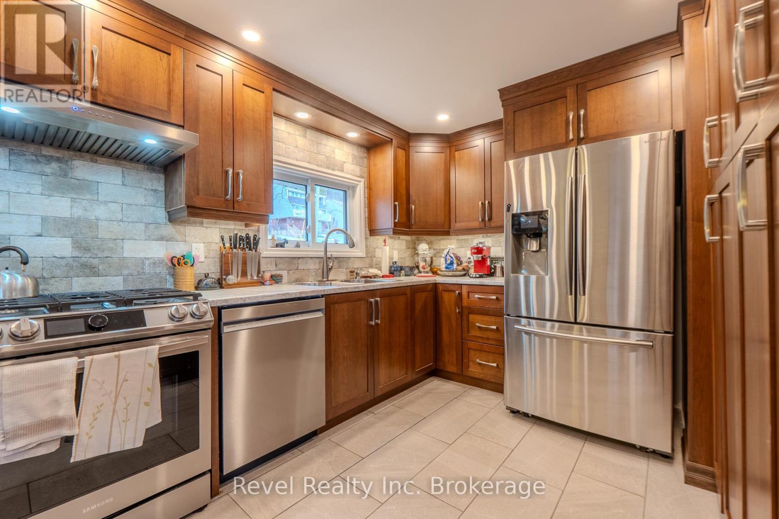 831 SKI CLUB ROAD - 7