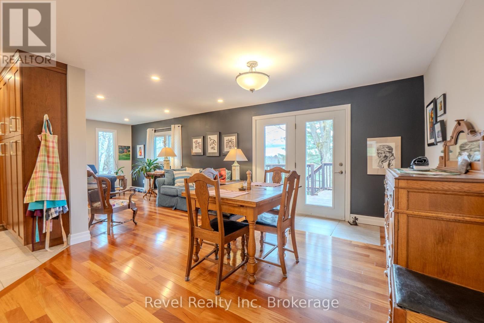 831 SKI CLUB ROAD - 9