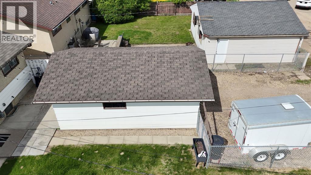 4720 52 Avenue — photo 22