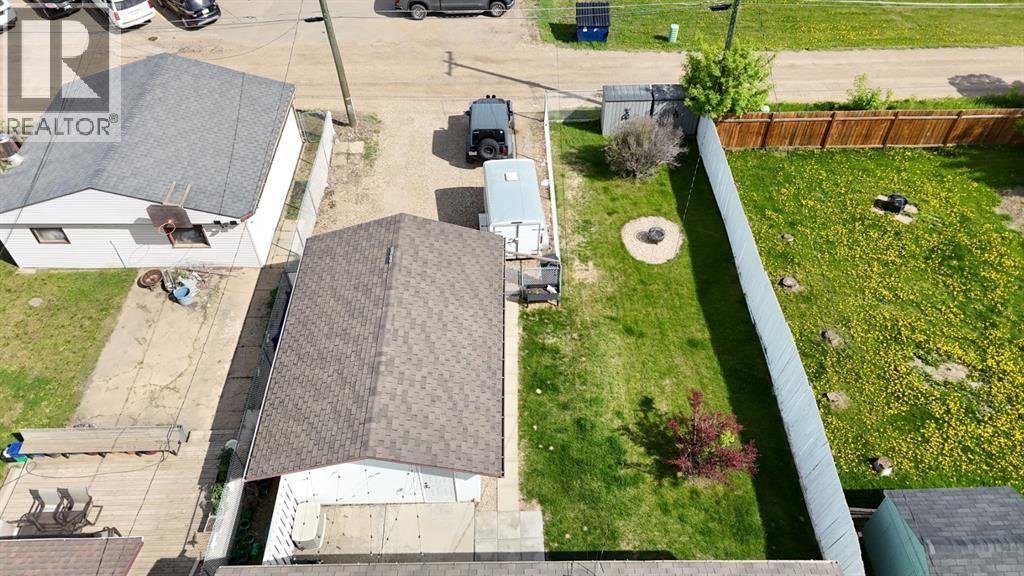 4720 52 Avenue — photo 23