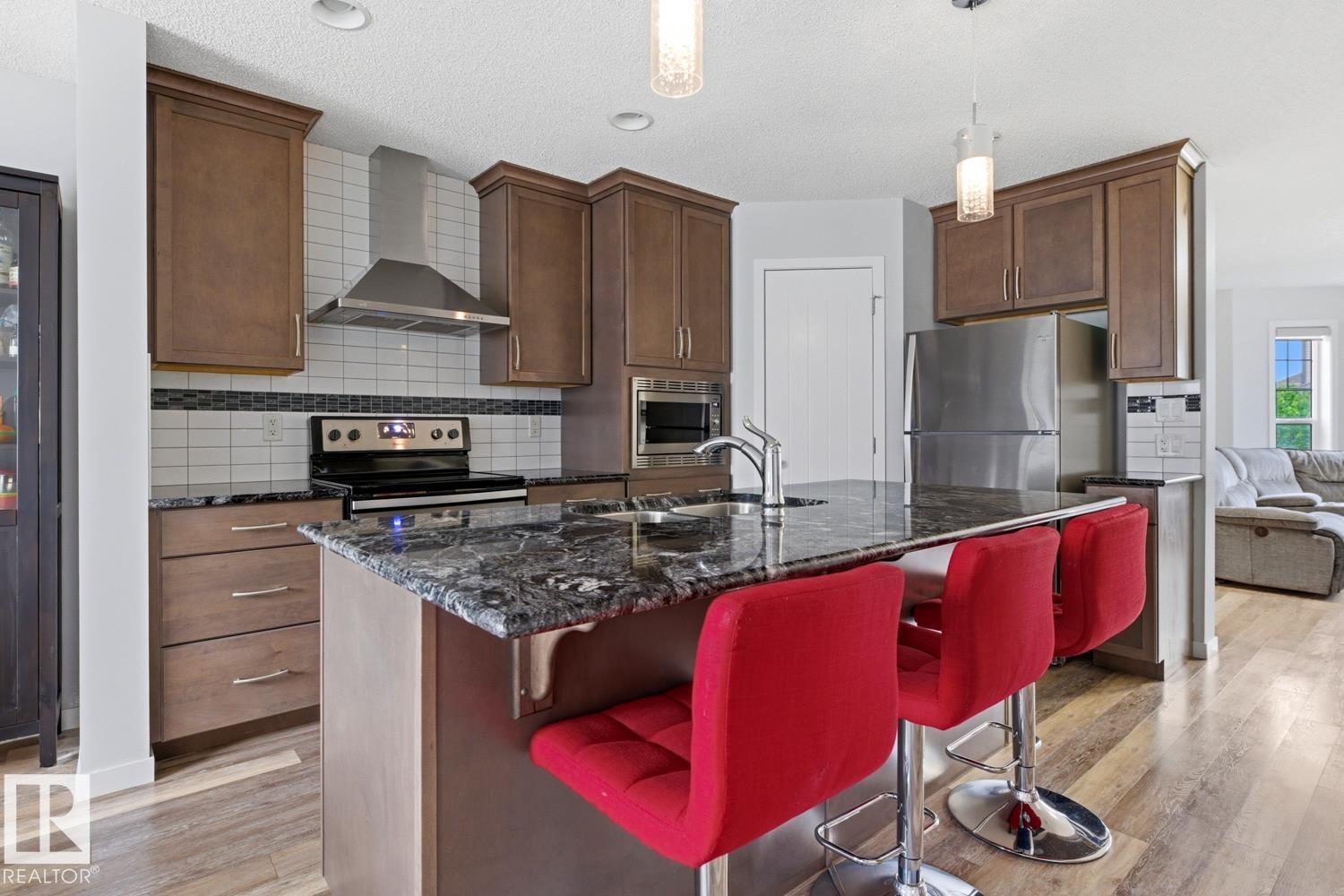 17844 61 ST NW - 4