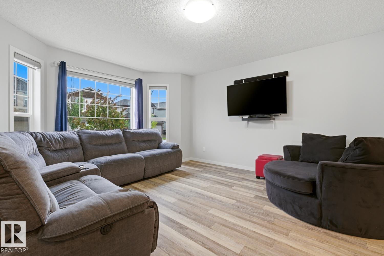 17844 61 ST NW - 8