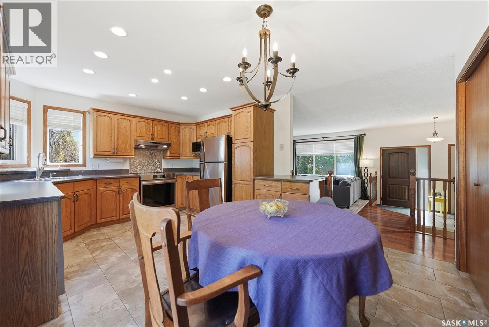 610 Bronson CRESCENT - 12