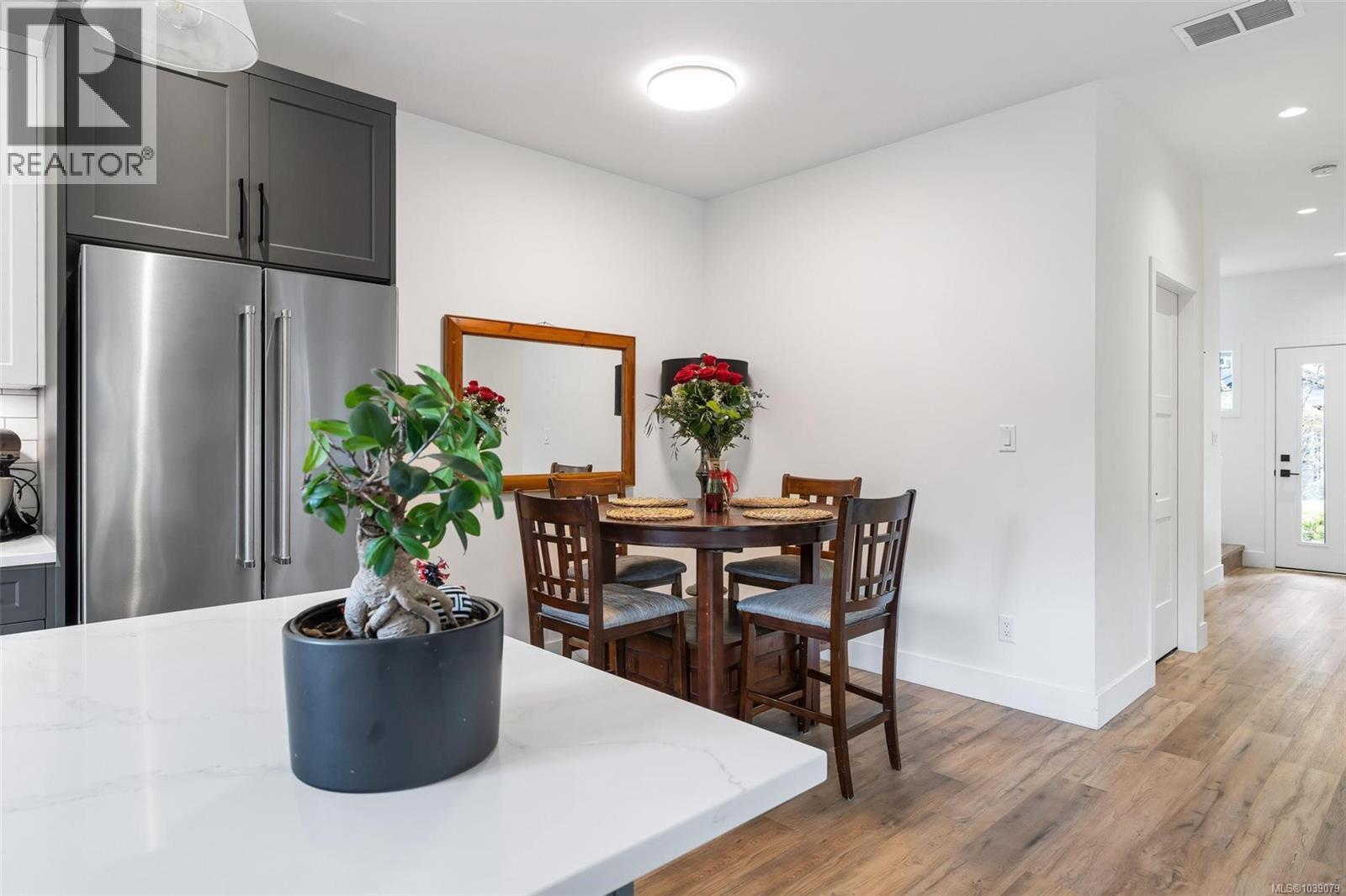 #104 2379 Lund Rd - 15