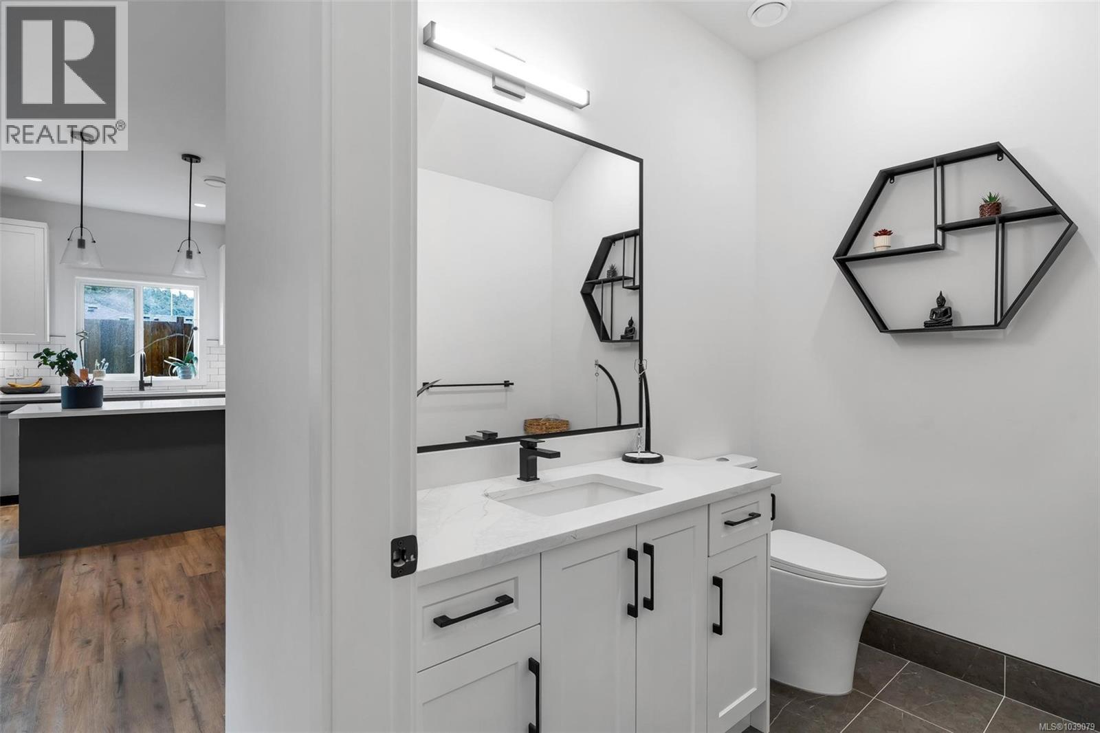 #104 2379 Lund Rd - 18