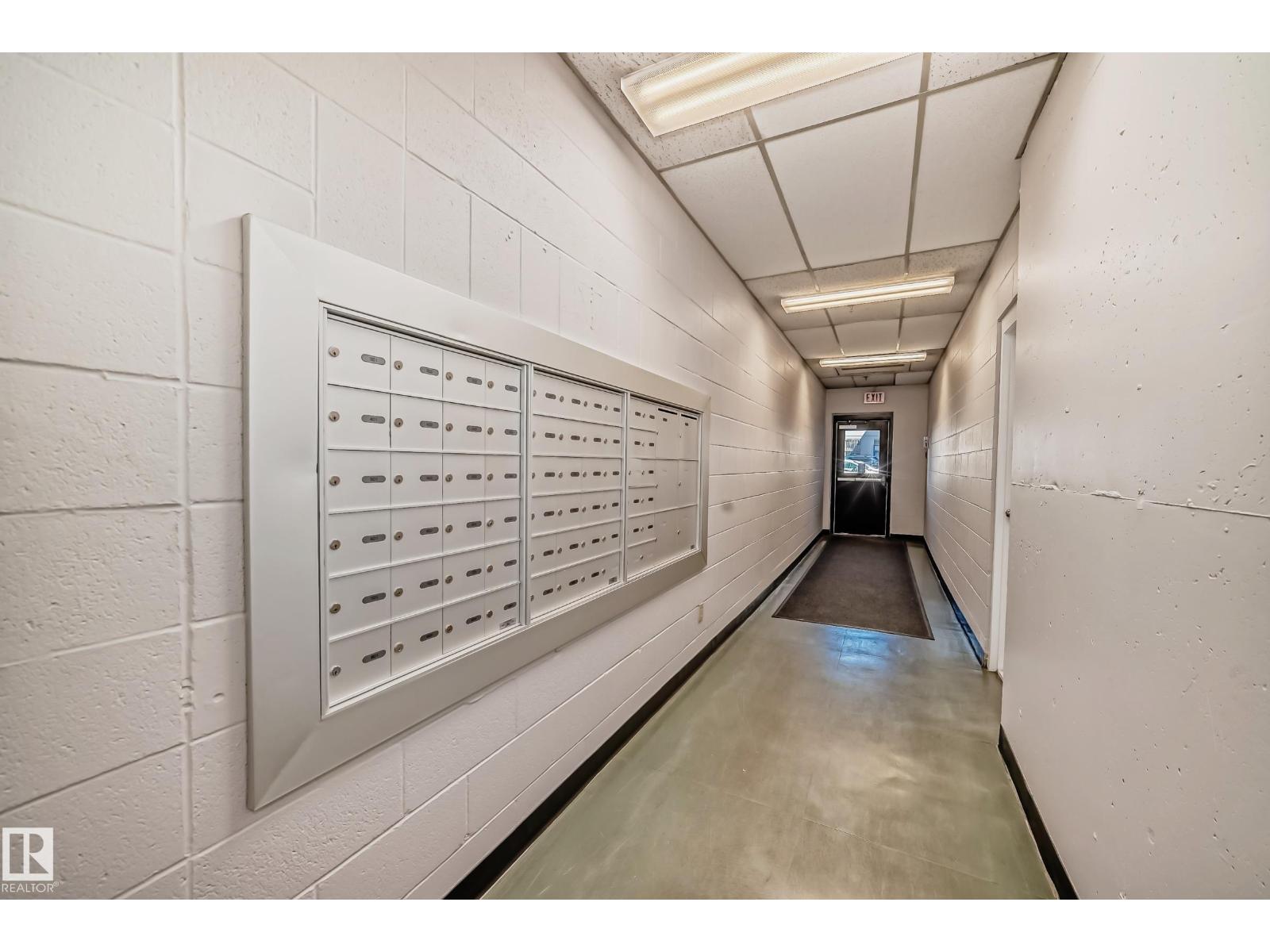 #706 10125 109 ST NW - 37