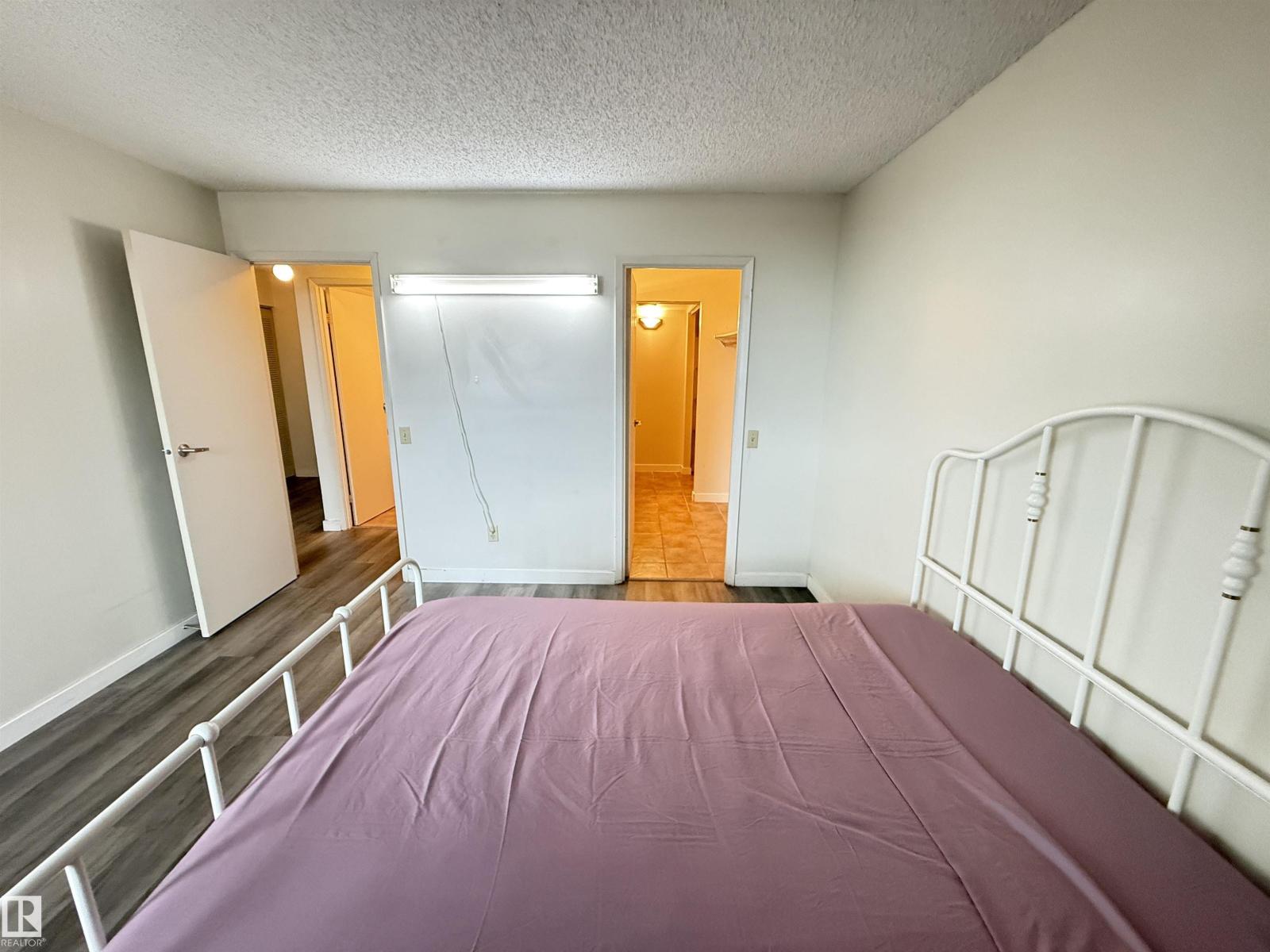 #706 10125 109 ST NW - 15