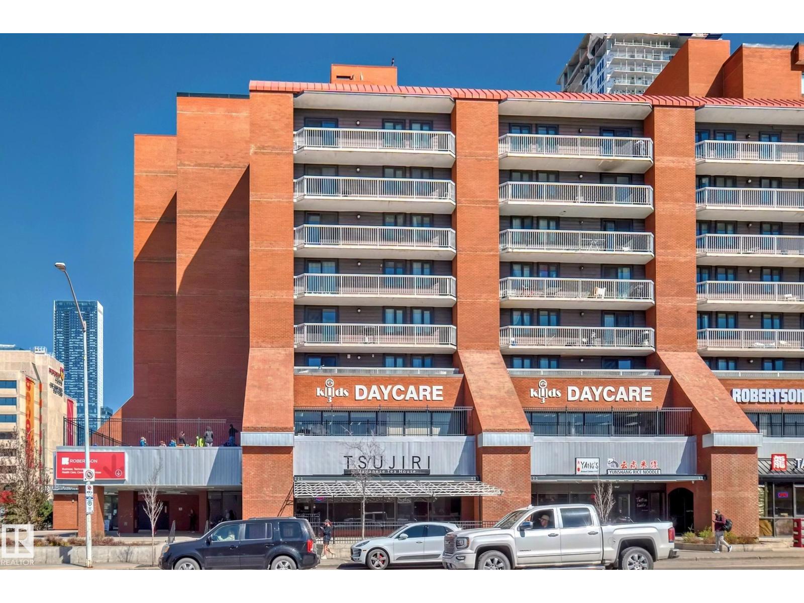 #706 10125 109 ST NW - 38