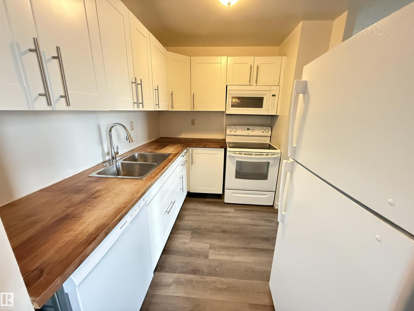 #706 10125 109 ST NW - 5