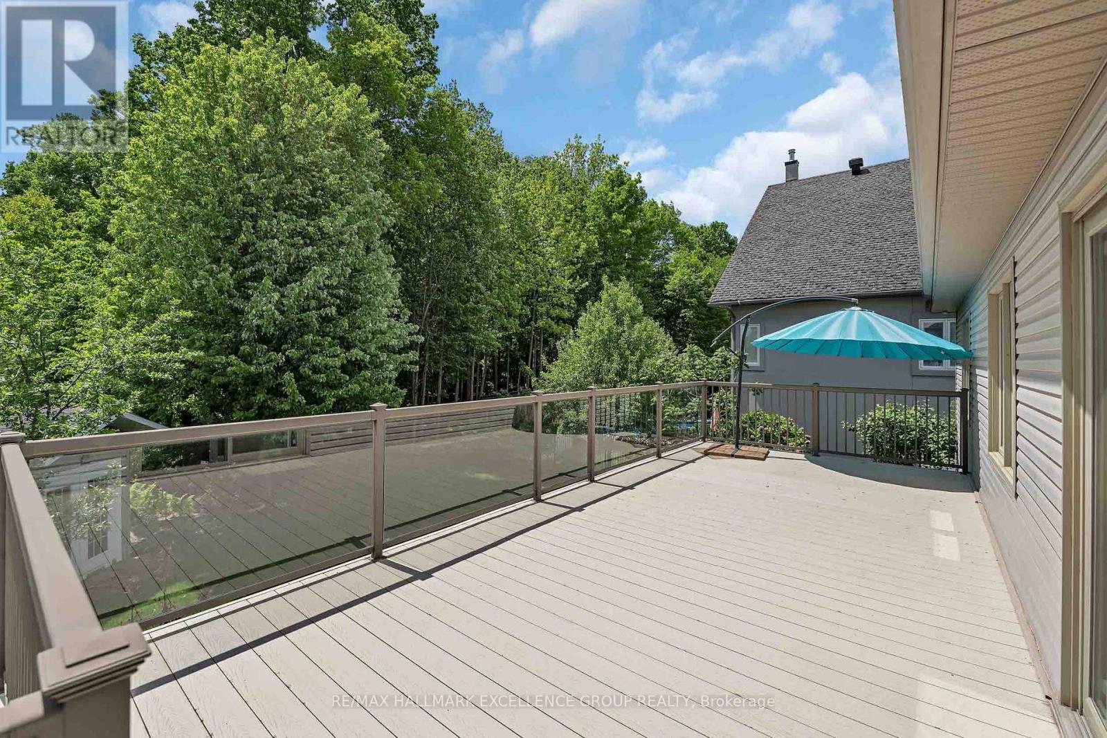 547 EMERALD STREET - 23
