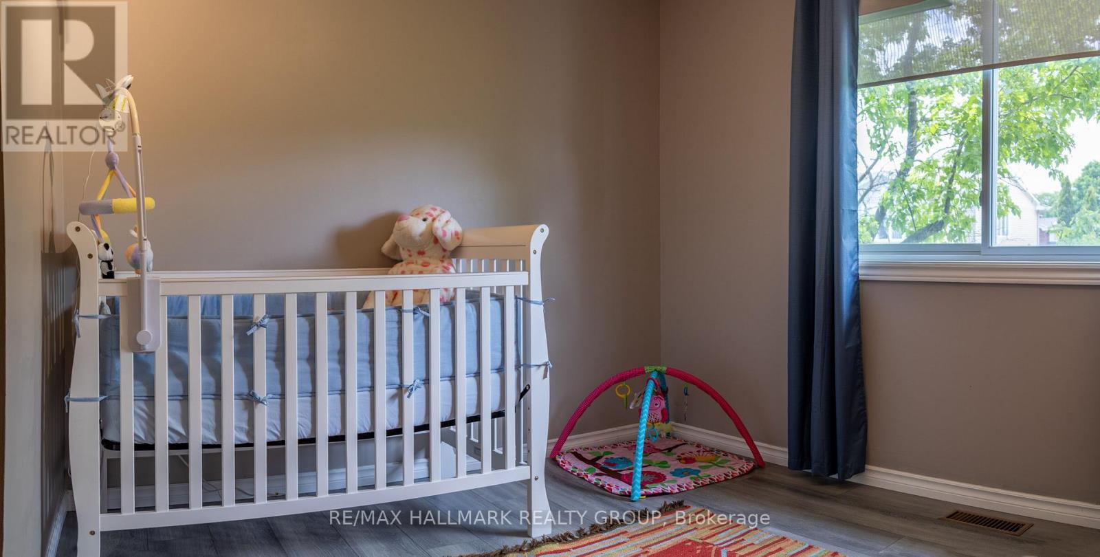 1808 ROBINWOOD PLACE - 21