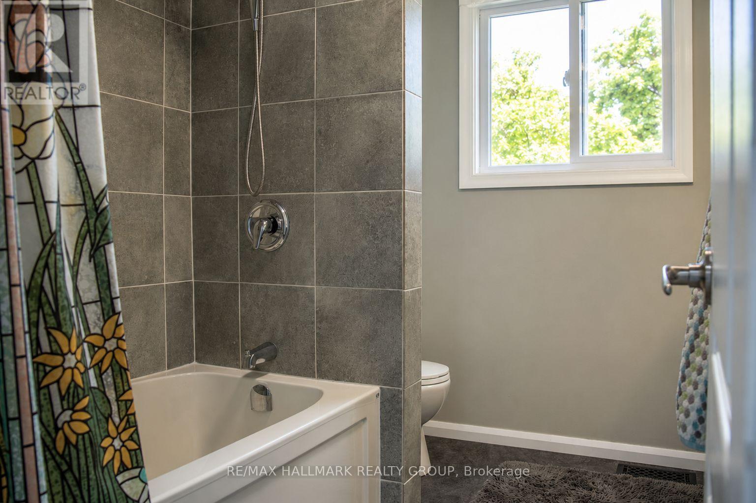 1808 ROBINWOOD PLACE - 22