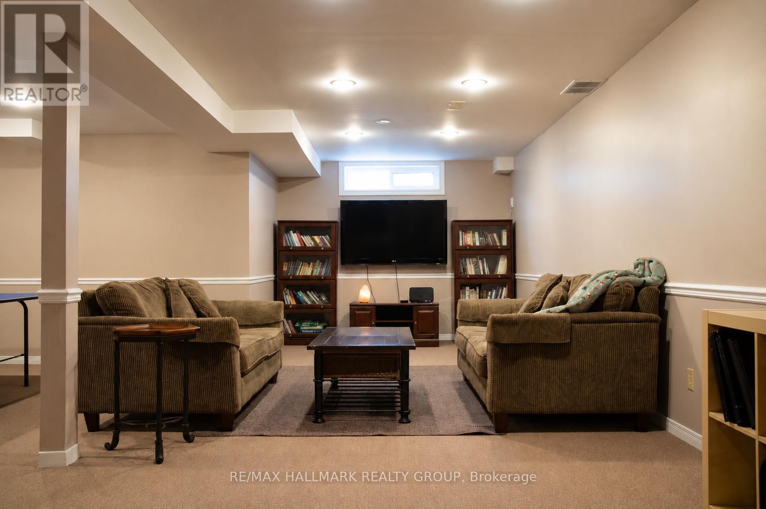 1808 ROBINWOOD PLACE - 24
