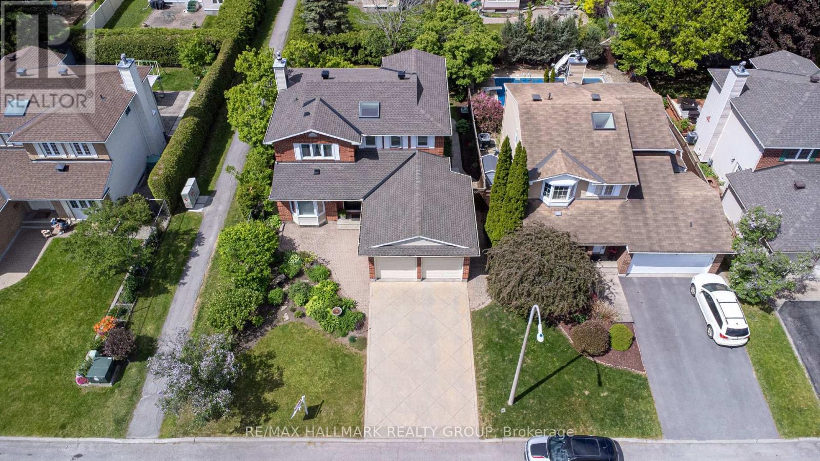 1808 ROBINWOOD PLACE - 33