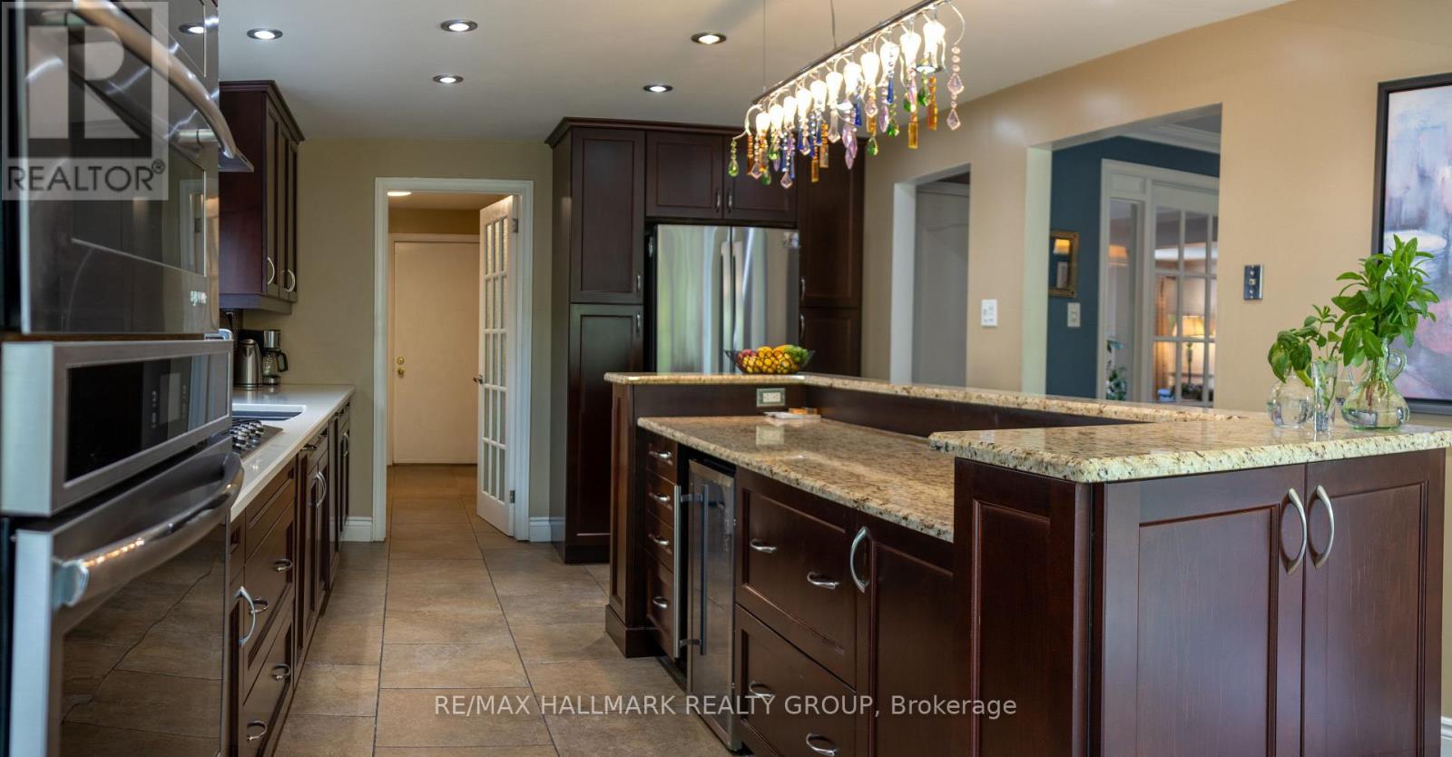1808 ROBINWOOD PLACE - 8