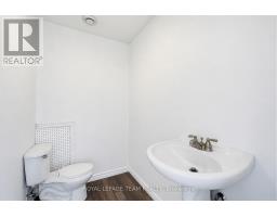 2427 Petawawa Boulevard, Petawawa, ON K8H2Z4 Photo 15