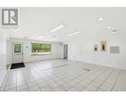 2427 Petawawa Boulevard, Petawawa, ON K8H2Z4 Photo 9