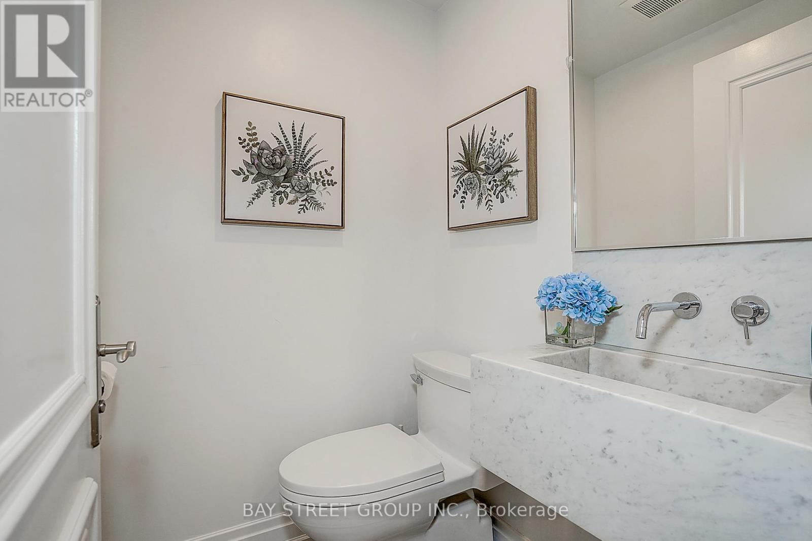 3 SILVERWOOD AVENUE - 23