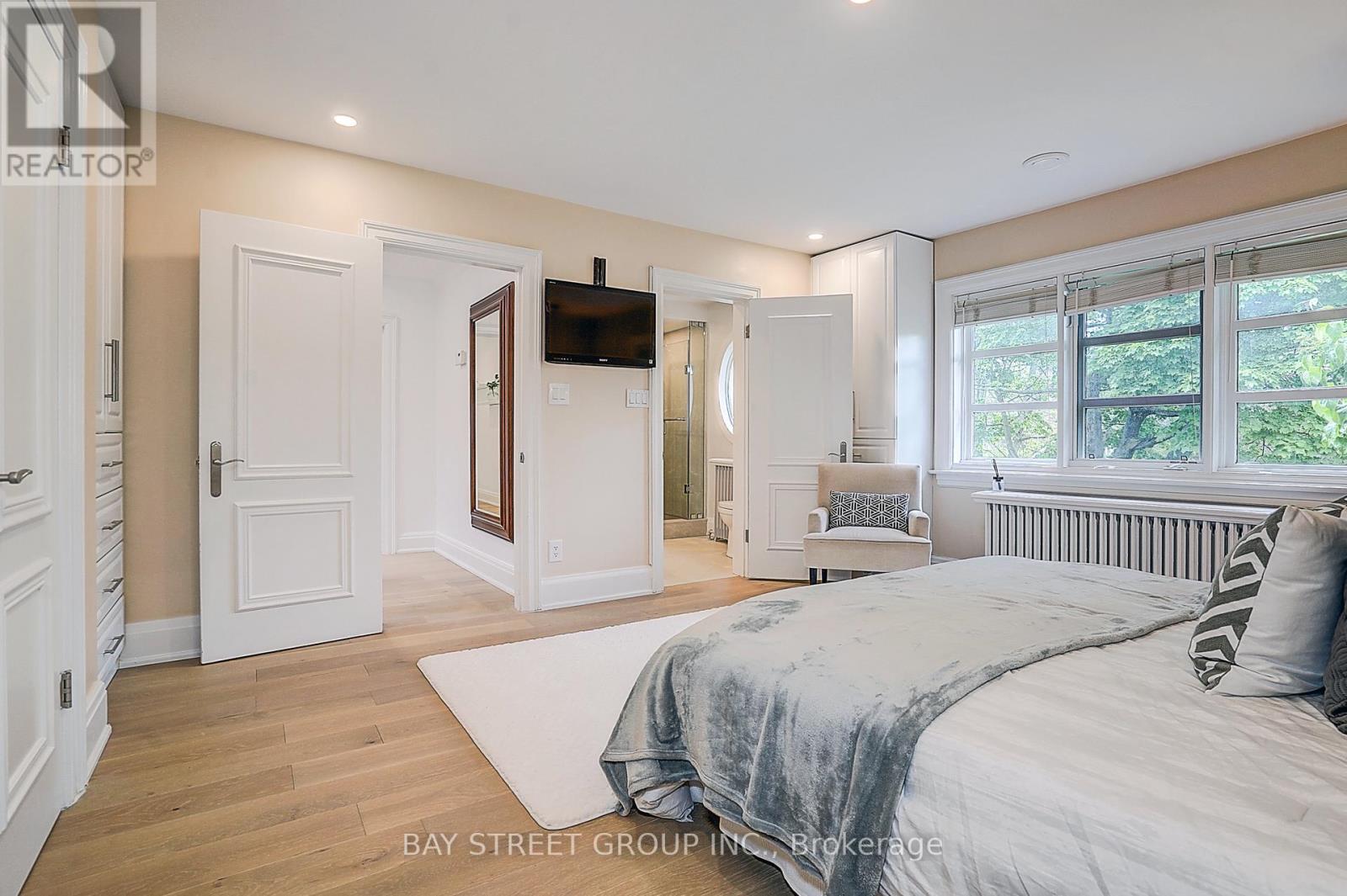 3 SILVERWOOD AVENUE - 26