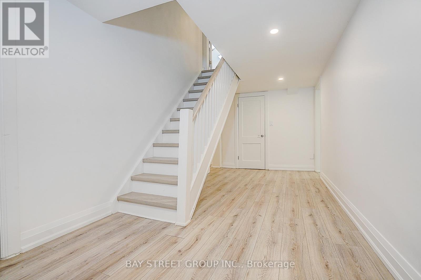 3 SILVERWOOD AVENUE - 38