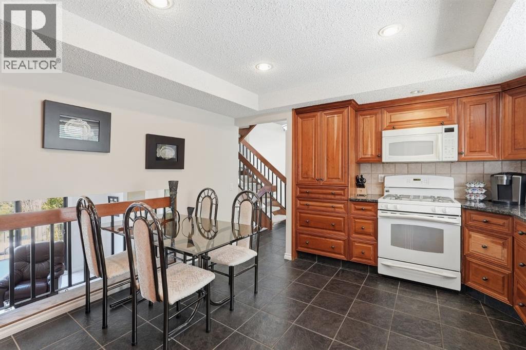 5807 Coach Hill Road SW - 12