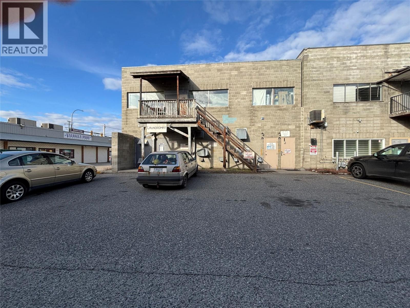 2810 48th Avenue Unit# 1 photo 5