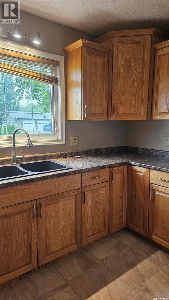 139 Center STREET - photo 4