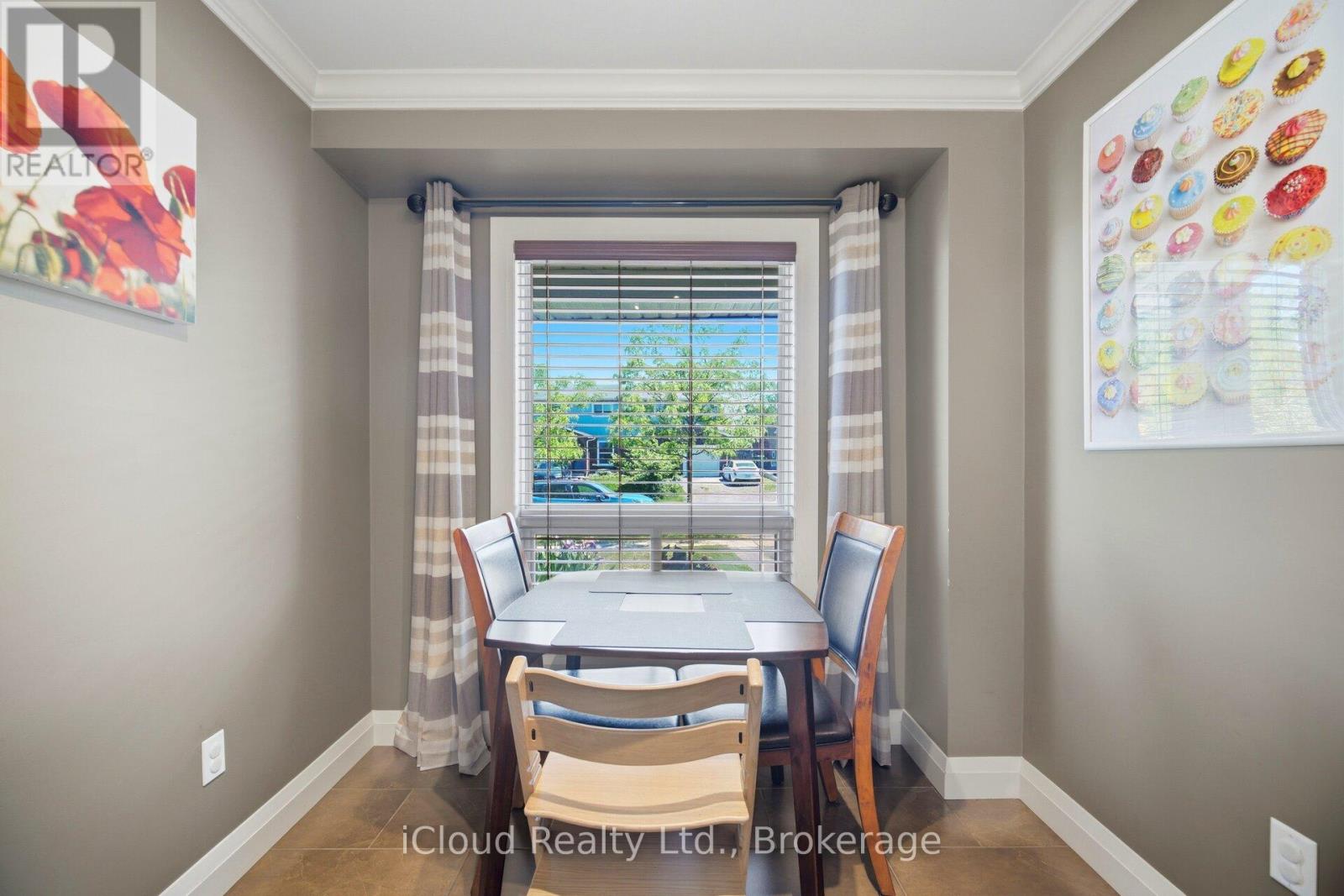 8 LINDRIDGE AVENUE - 10