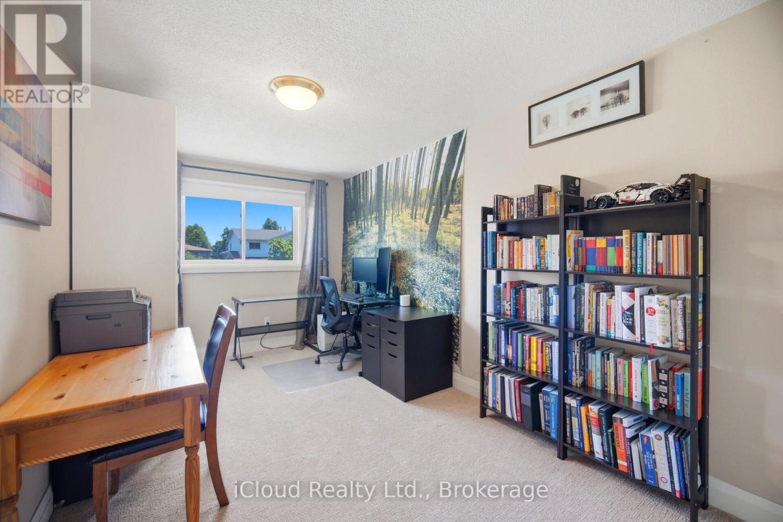 8 LINDRIDGE AVENUE - 23