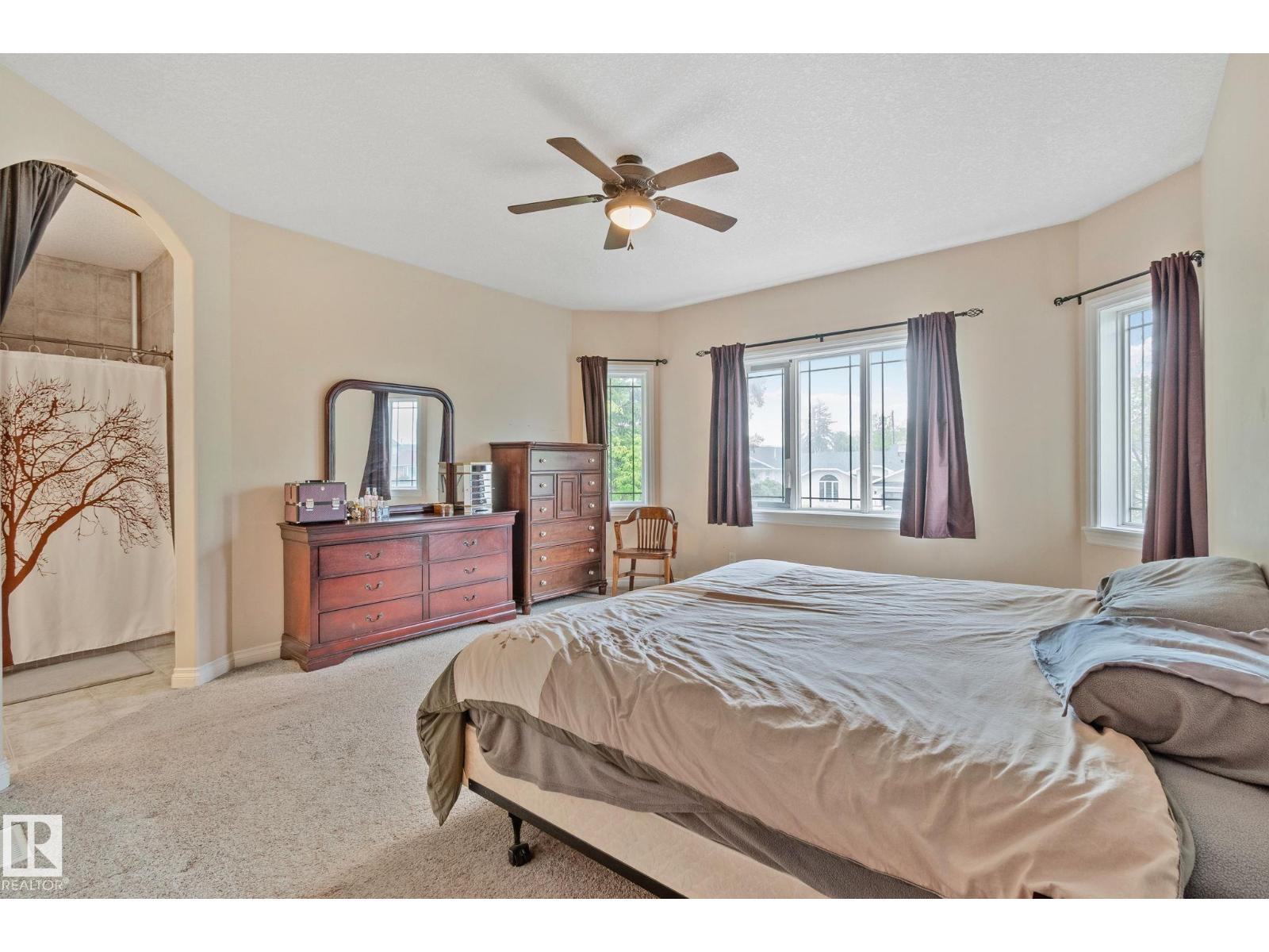 9833 153 ST NW NW - 17
