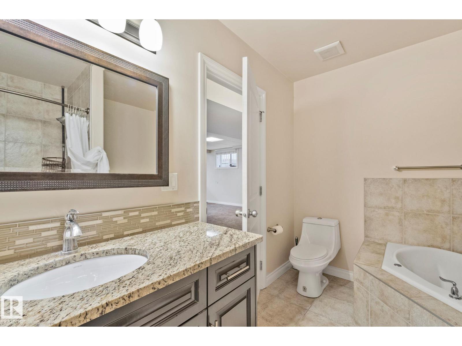 9833 153 ST NW NW - 28