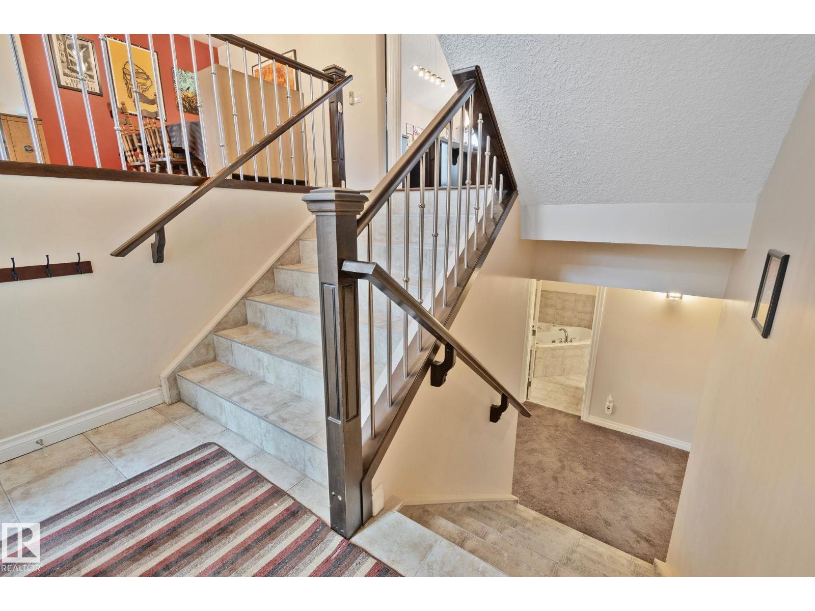 9833 153 ST NW NW - 20