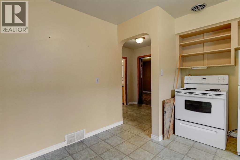 9850 104 Avenue - photo 5