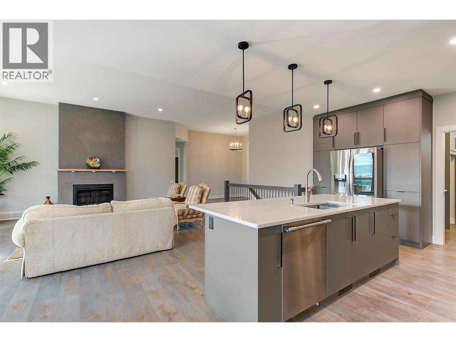  759 Carnoustie Drive, Kelowna