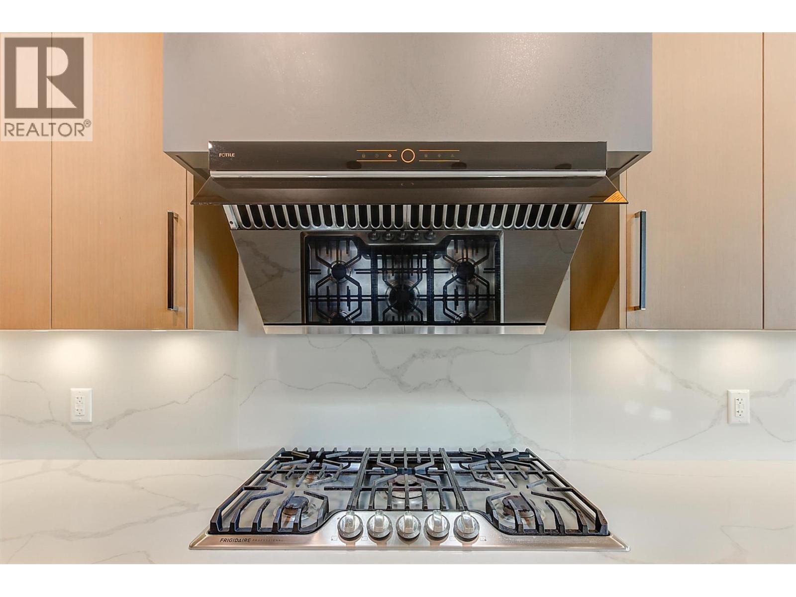  759 Carnoustie Drive, Kelowna