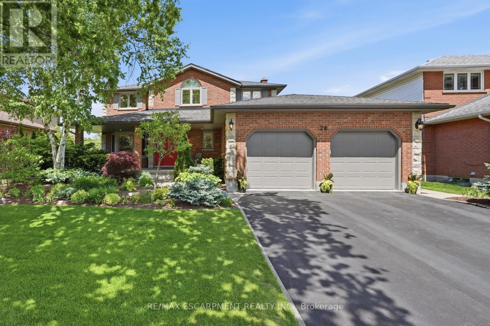 28 BATHGATE DRIVE - 1