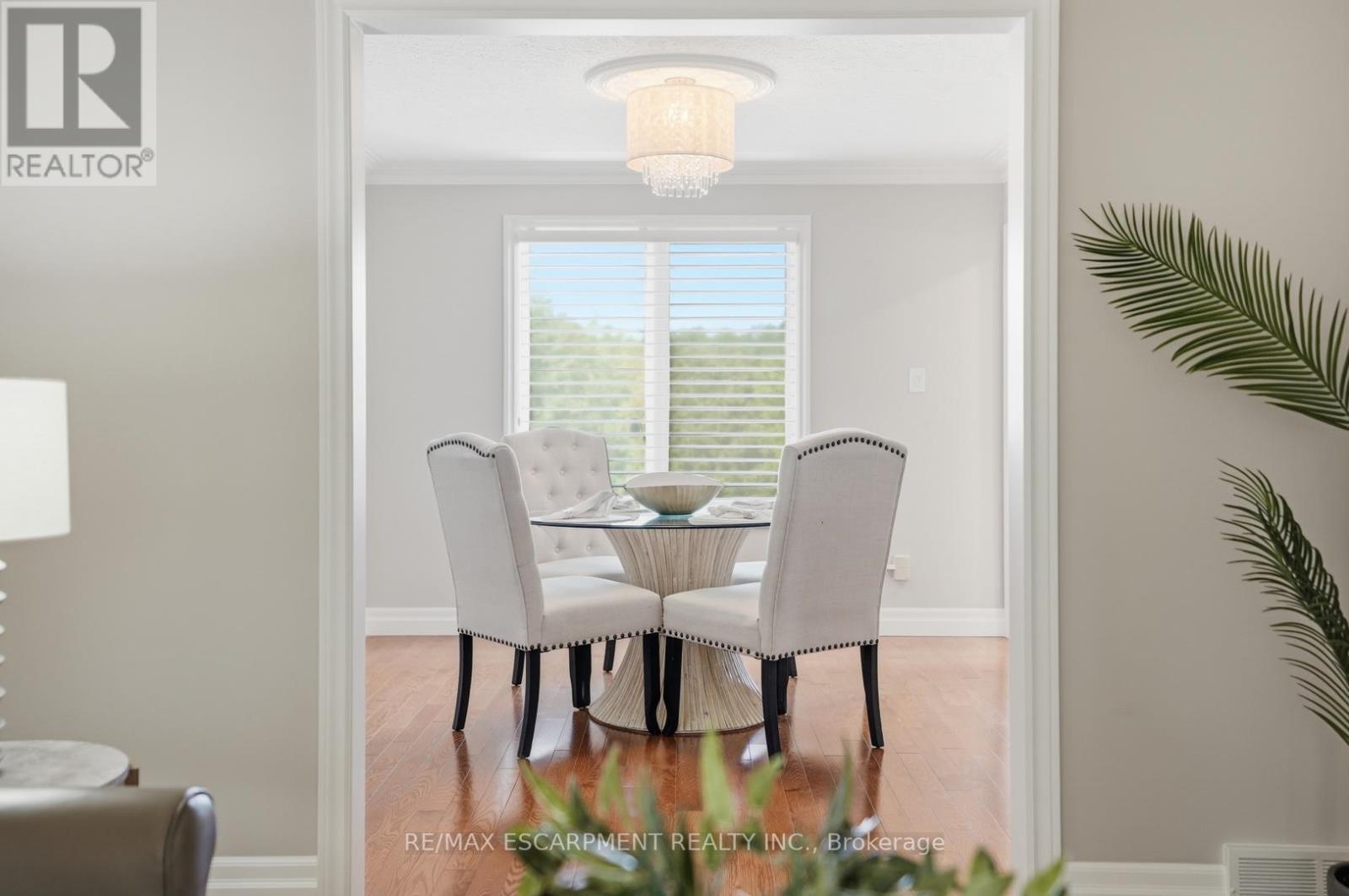 28 BATHGATE DRIVE - 12