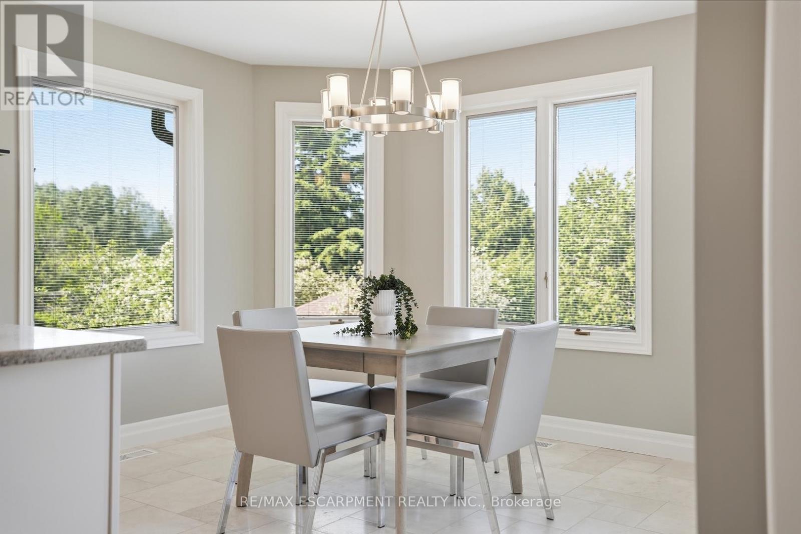 28 BATHGATE DRIVE - 18