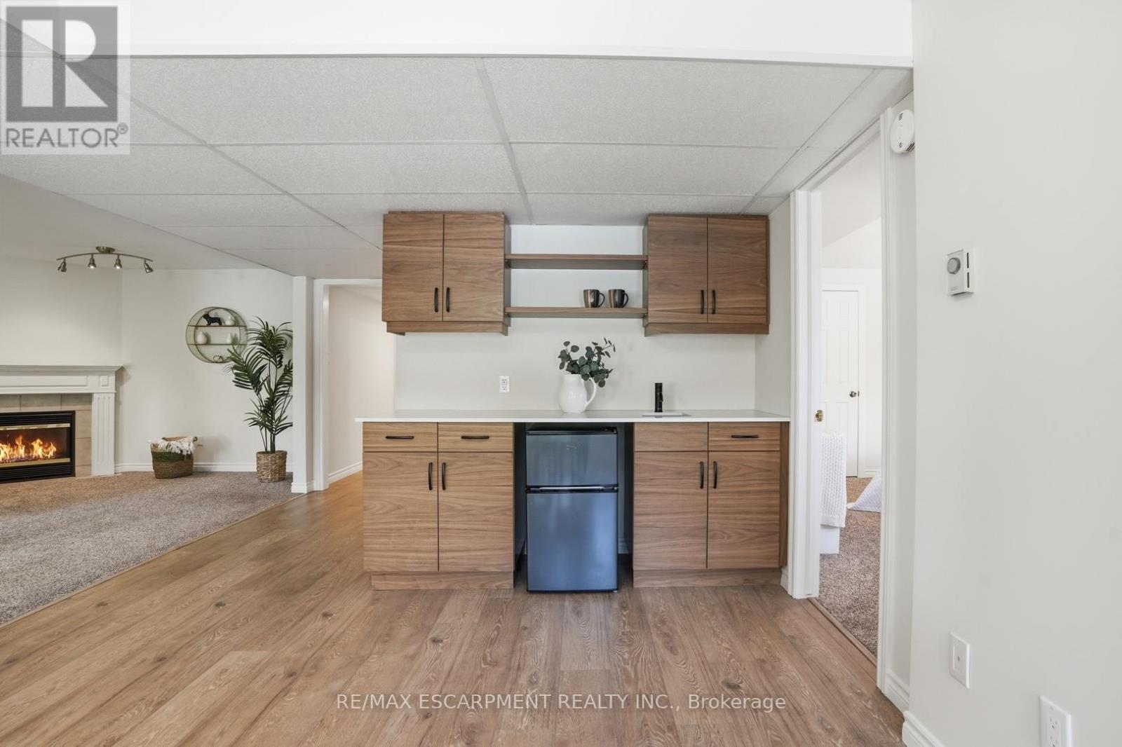 28 BATHGATE DRIVE - 36
