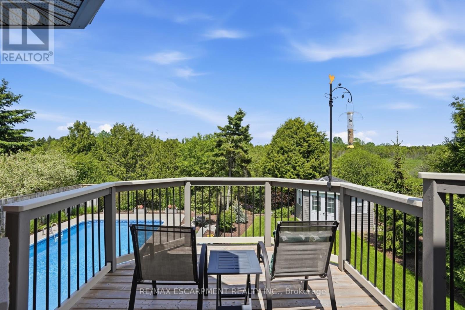 28 BATHGATE DRIVE - 42