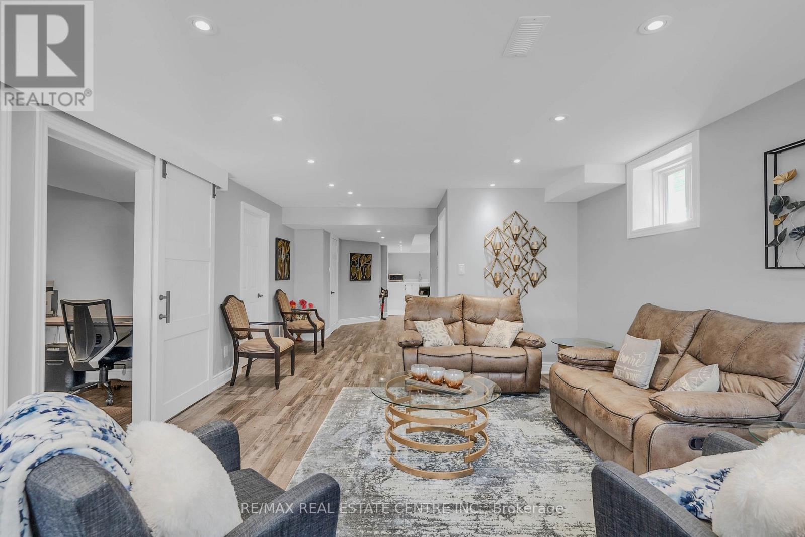 460 EQUESTRIAN WAY - 35