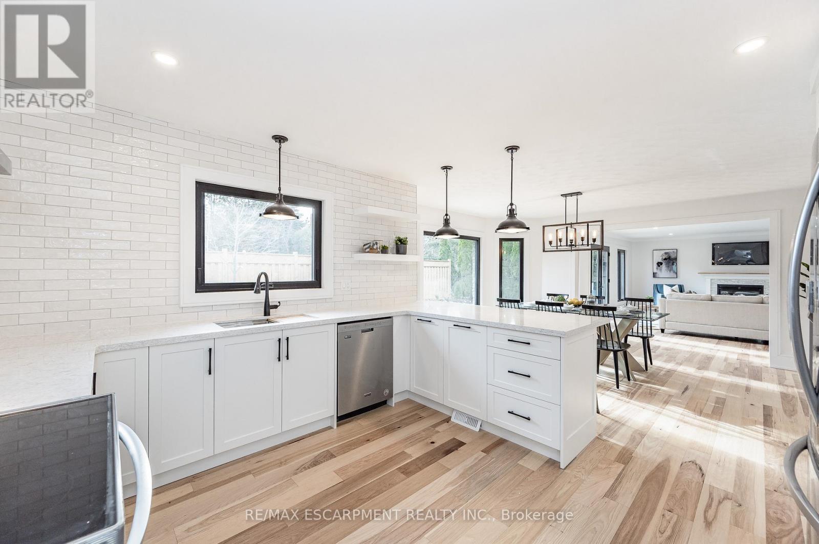 175 BLUEBELL CRESCENT - 17